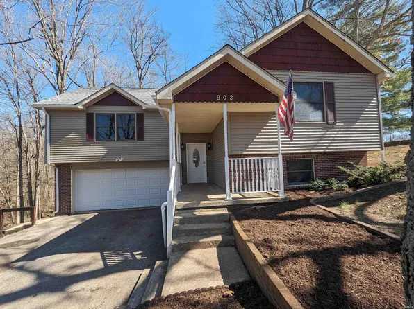 902 Vista Dr, Oolitic, IN 47451