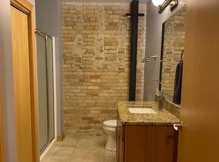 522 N Water St APT 401, Milwaukee, WI 53202