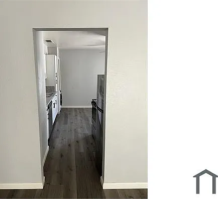 1124 Helm Ave — Photo 11