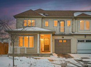 24 Seaside Cir, Brampton, ON L6R 2G7