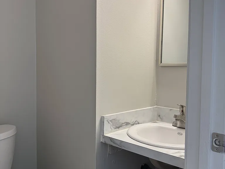 Huntley Ridge East — Photo 8
