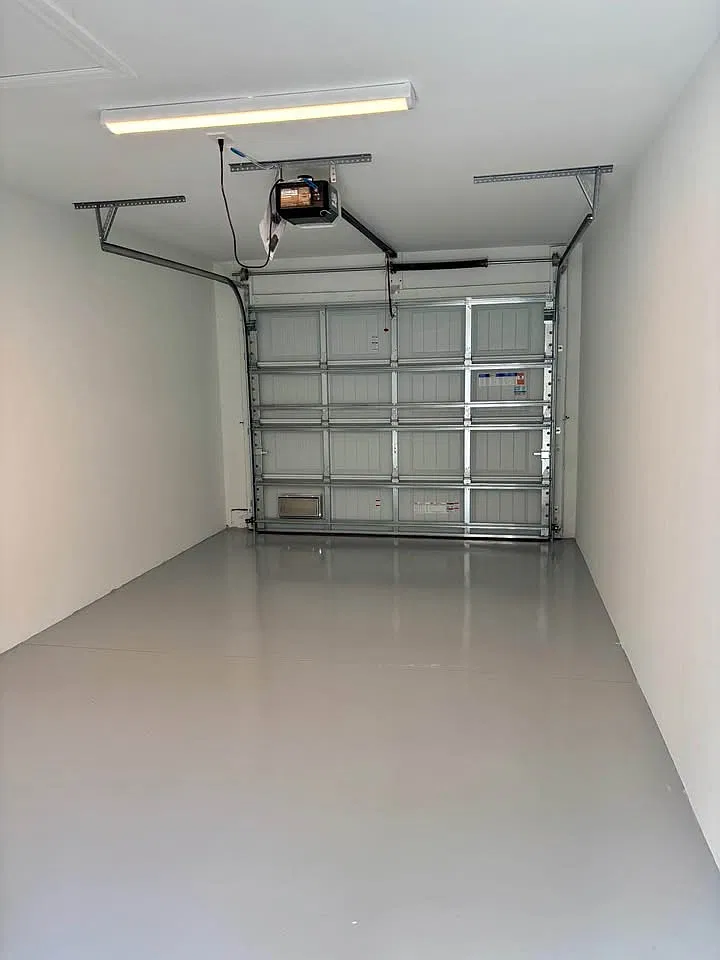 2 bed, 1366 sqft, $1,900 — Photo 3