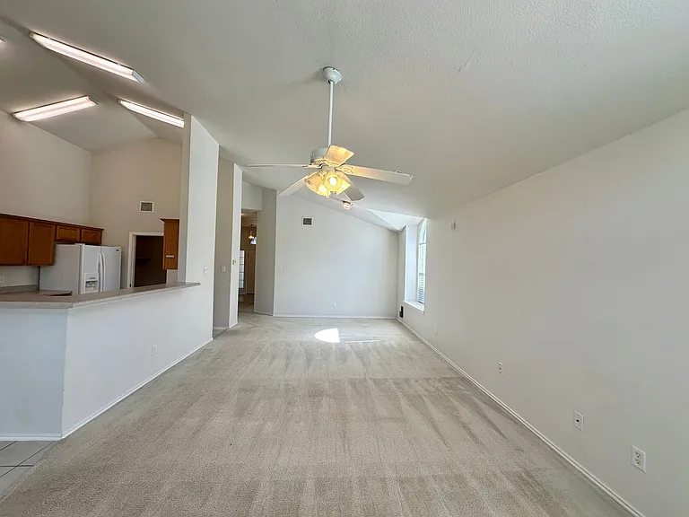 4700 Sydney Harbour Ct — Photo 7