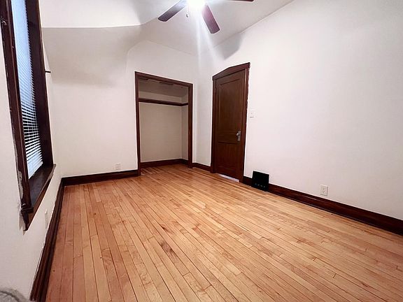 3rd image of 4734 N Kildare Ave #1