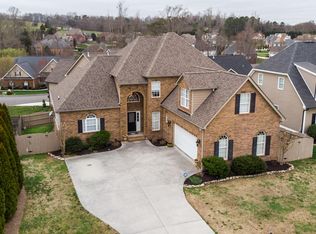 10341 Clover Ridge Ln, Knoxville, TN 37931