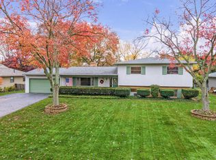 3078 Carisbrook Rd, Columbus, OH 43221