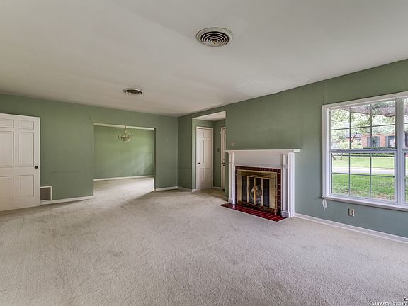 3rd image of 122 Aylesbury Hill