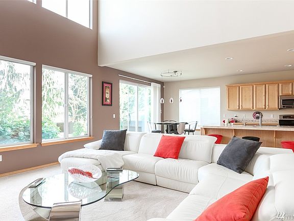 5th image of 16907 134th Avenue Ct E