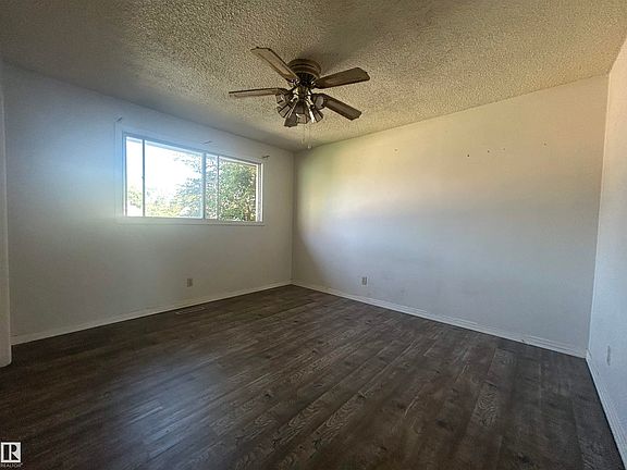 3rd image of 10450 69th Ave NW