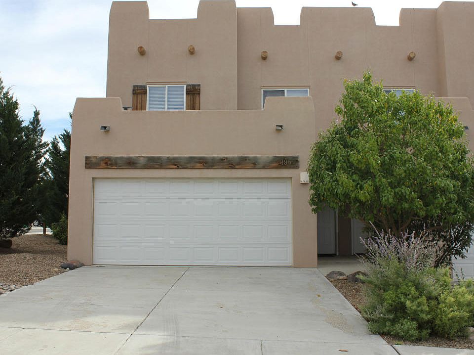 1st image of 1960 Hollyhock Cir