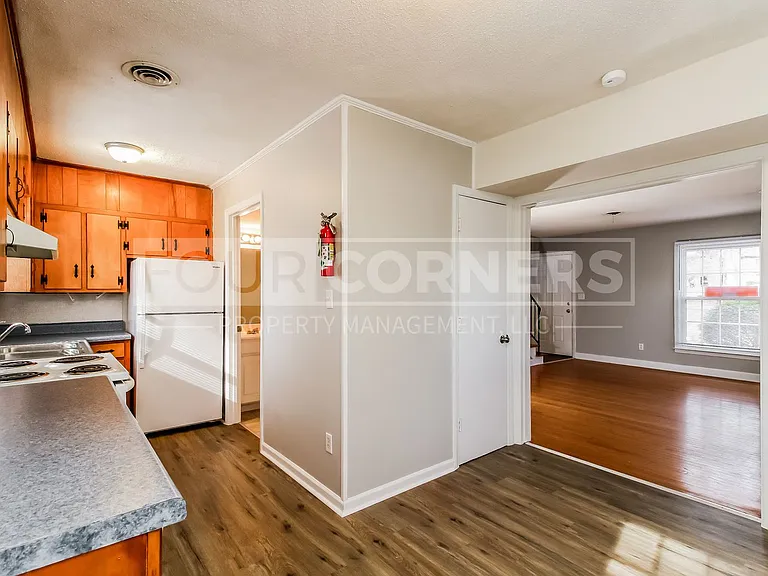1019 Cypress Drive — Photo 6
