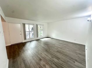 EP, Los Angeles, CA 90034