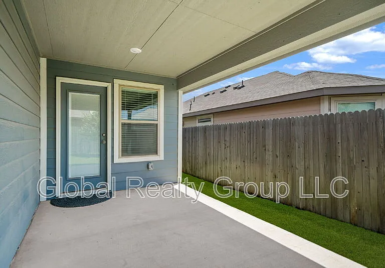 1220 Ella Xing — Photo 25