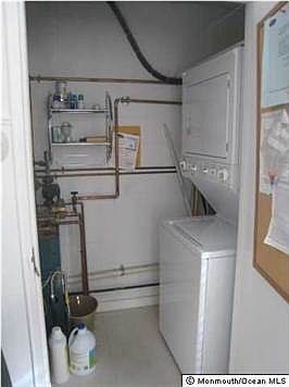 3rd image of 8B Magnolia St