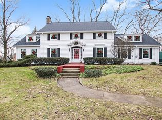 1246 W Kilgore Rd, Kalamazoo, MI 49008