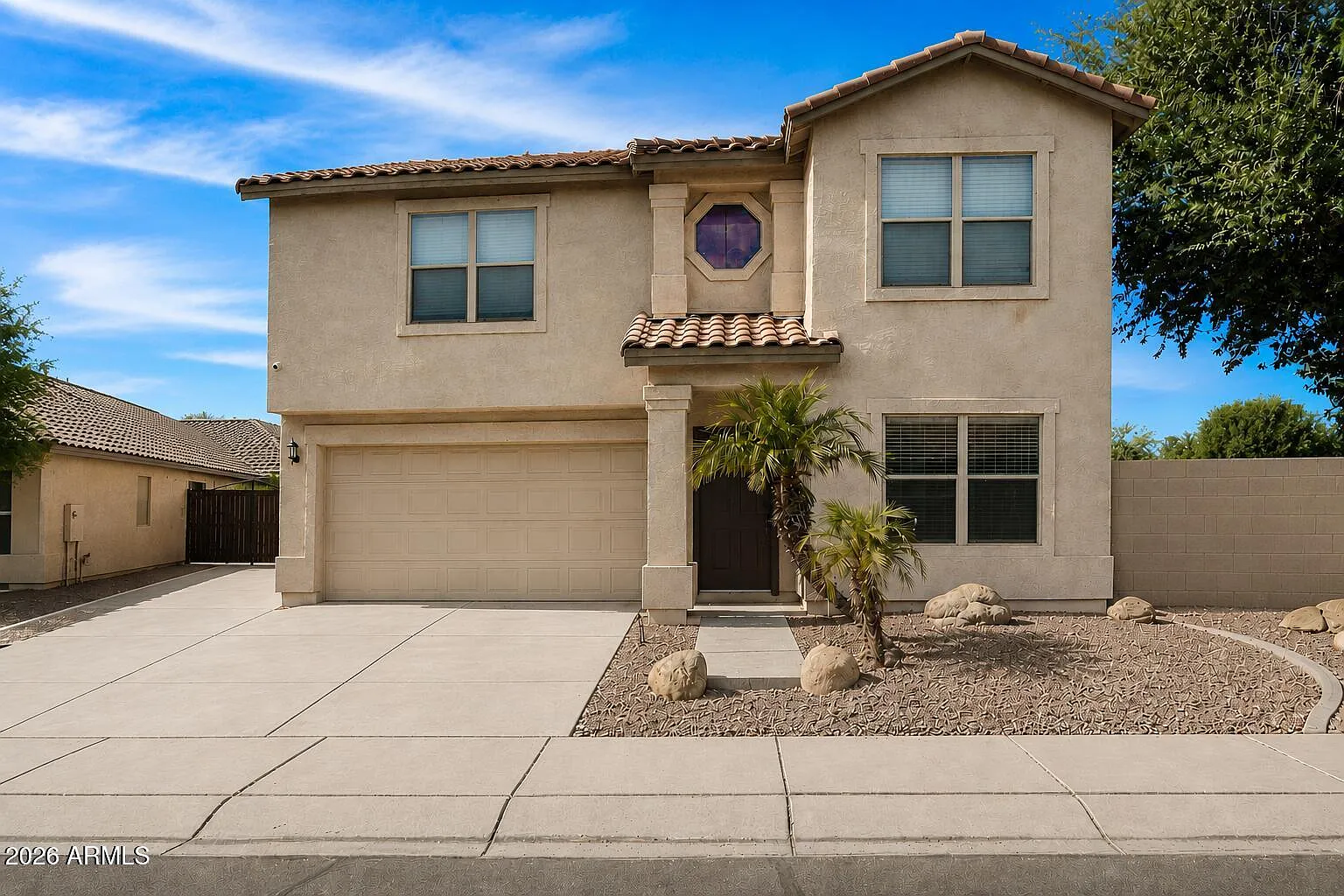 4 bed, 2.5 bath, 2427 sqft, $2,800 — Photo 1