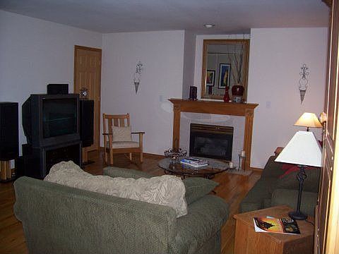 5th image of 12405 10th St NE