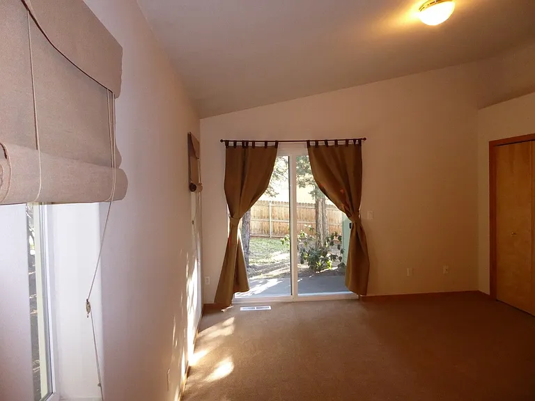 1496 NW Portland Ave — Photo 19