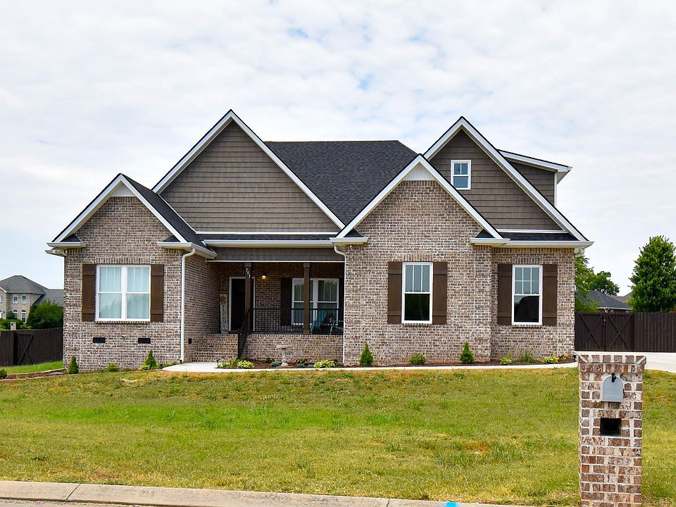 1st image of 303 Honeysuckle Ln