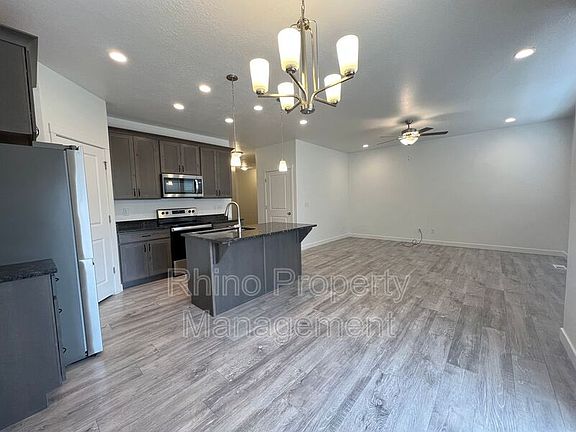 2nd image of 4108 Harmony Dr