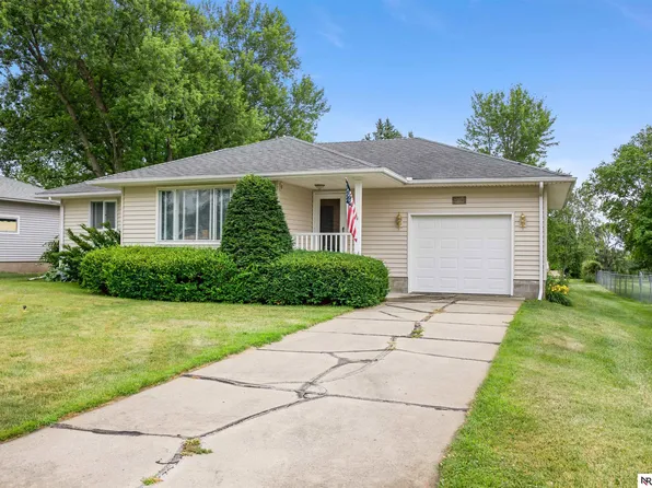 925 Diamond St, Lyons, NE 68038