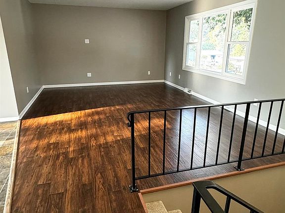 4th image of 1106 S 10th St