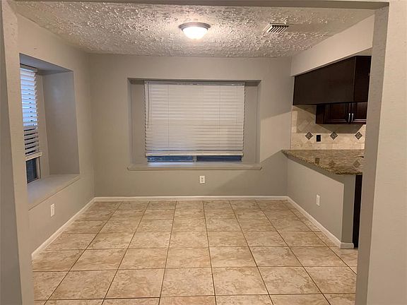 5th image of 14623 Wind Hollow Cir