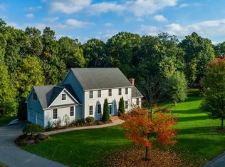 26 Rockingham Cir, East Longmeadow, MA 01028