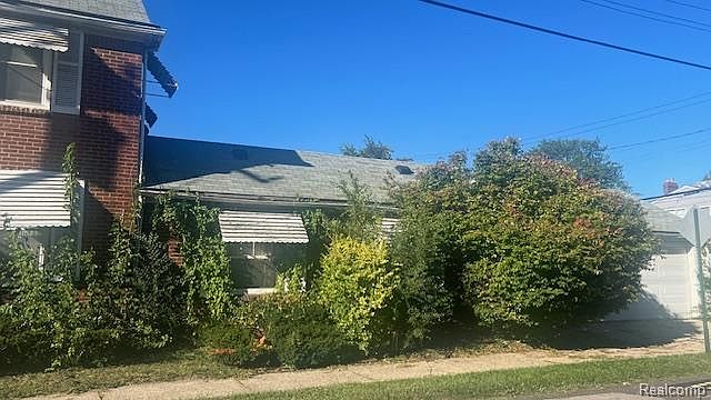 18900 Cherrylawn St, photo 5