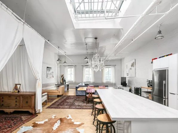 49 Howard Street image 1 of 8