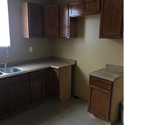 5th image of 10440 S Wentworth Ave