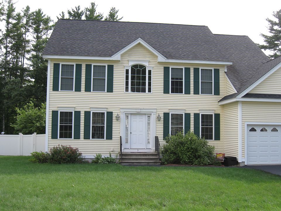 2nd image of 5 Nathan Hale Ln