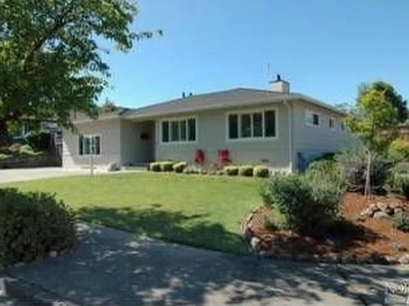 117 Lowell Ave, San Rafael, CA 94903