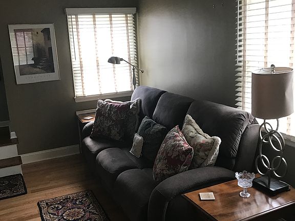 5th image of 14 Garden Ave
