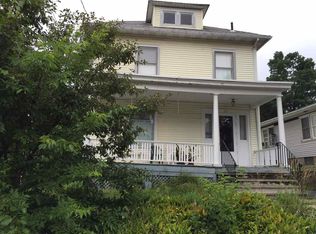 90 Highland Ave, Kingston, NY 12401