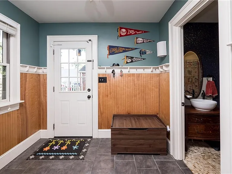130 W Leicester Ave — Photo 17