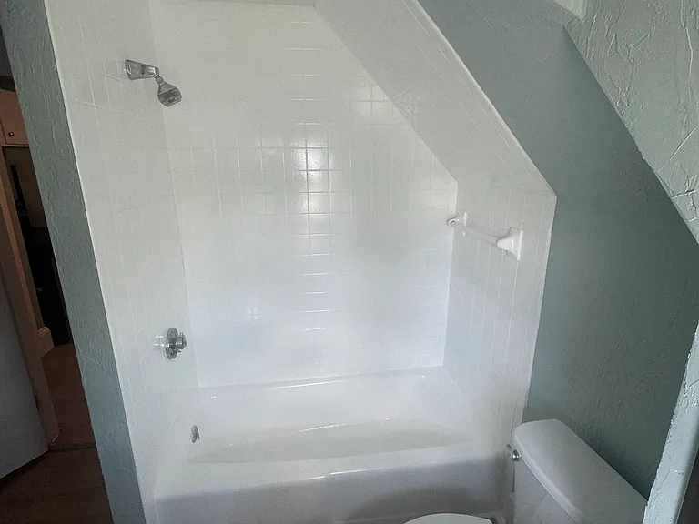 638 N Main St #4 — Photo 6