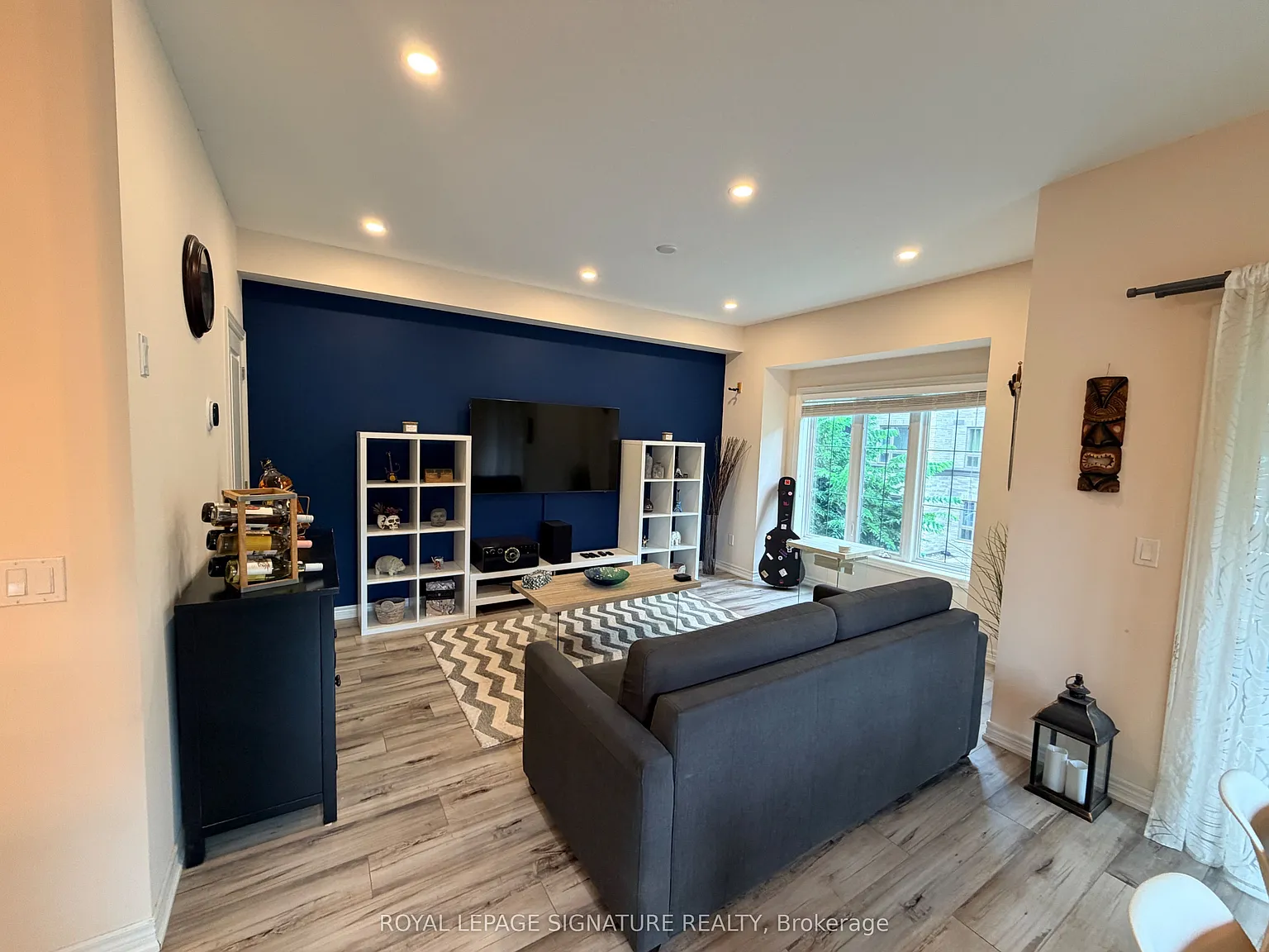 3 bed, $2,550 — Photo 3