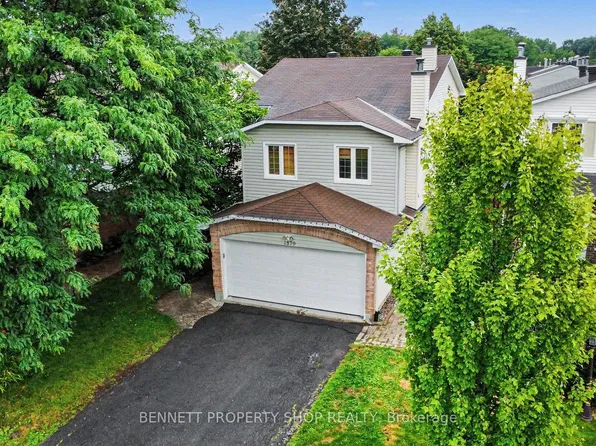 1879 Leclair Cres, Ottawa, ON K1E 3S1
