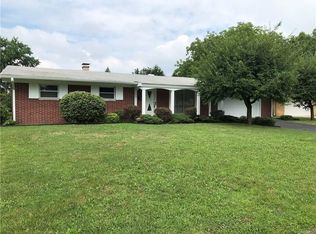 602 Brewer Pl, Greenwood, IN 46142