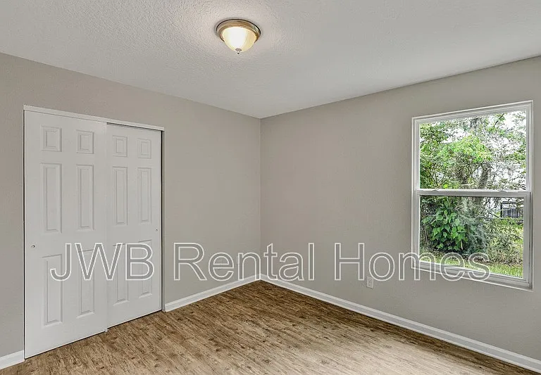 10351 Pinehurst Dr — Photo 10