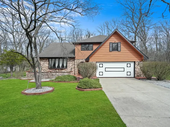 24357 S Plum Valley Dr, Crete, IL 60417