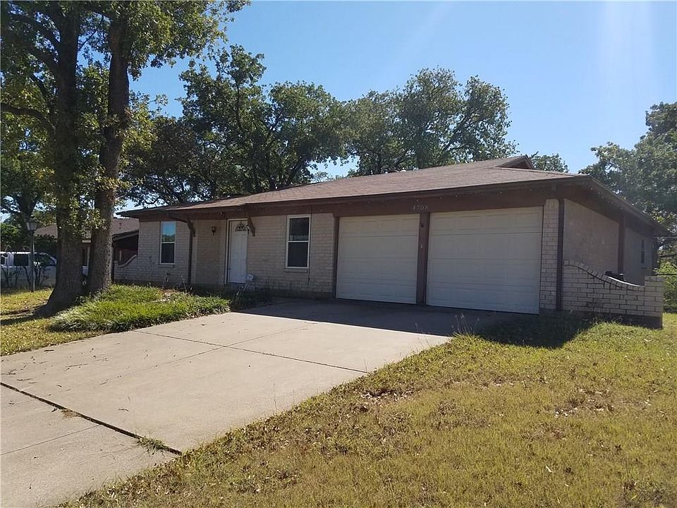 1st image of 4708 Parkwood Dr