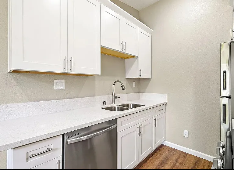 7437 Santa Ysabel Ave #E — Photo 6