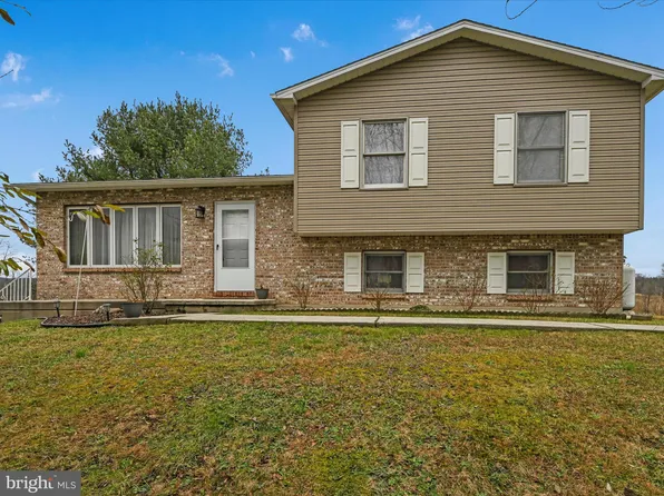 301 Pine St, Mar Lin, PA 17951