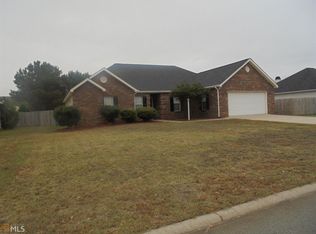 231 Golden Eagle Dr, Kathleen, GA 31047