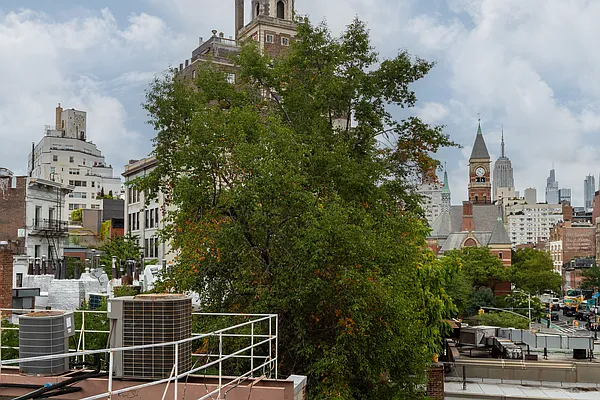 Rented by Keller Williams NYC | media 17