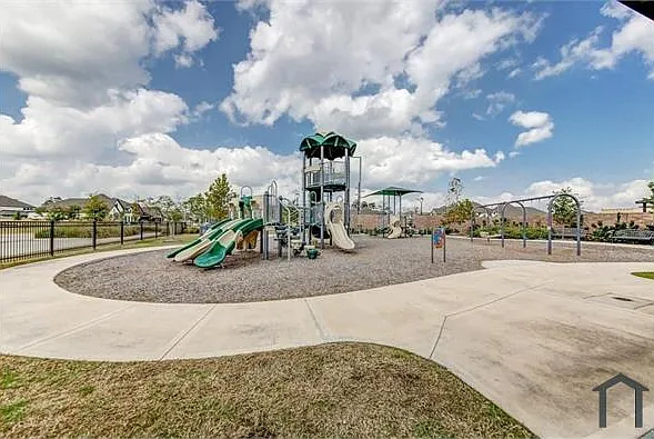 15643 Countesswells Dr — Photo 24