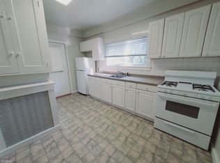 72 Lindale St APT 1, Stamford, CT 06902