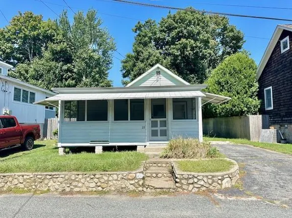 20 Mitchell Ave, South Kingstown, RI 02879